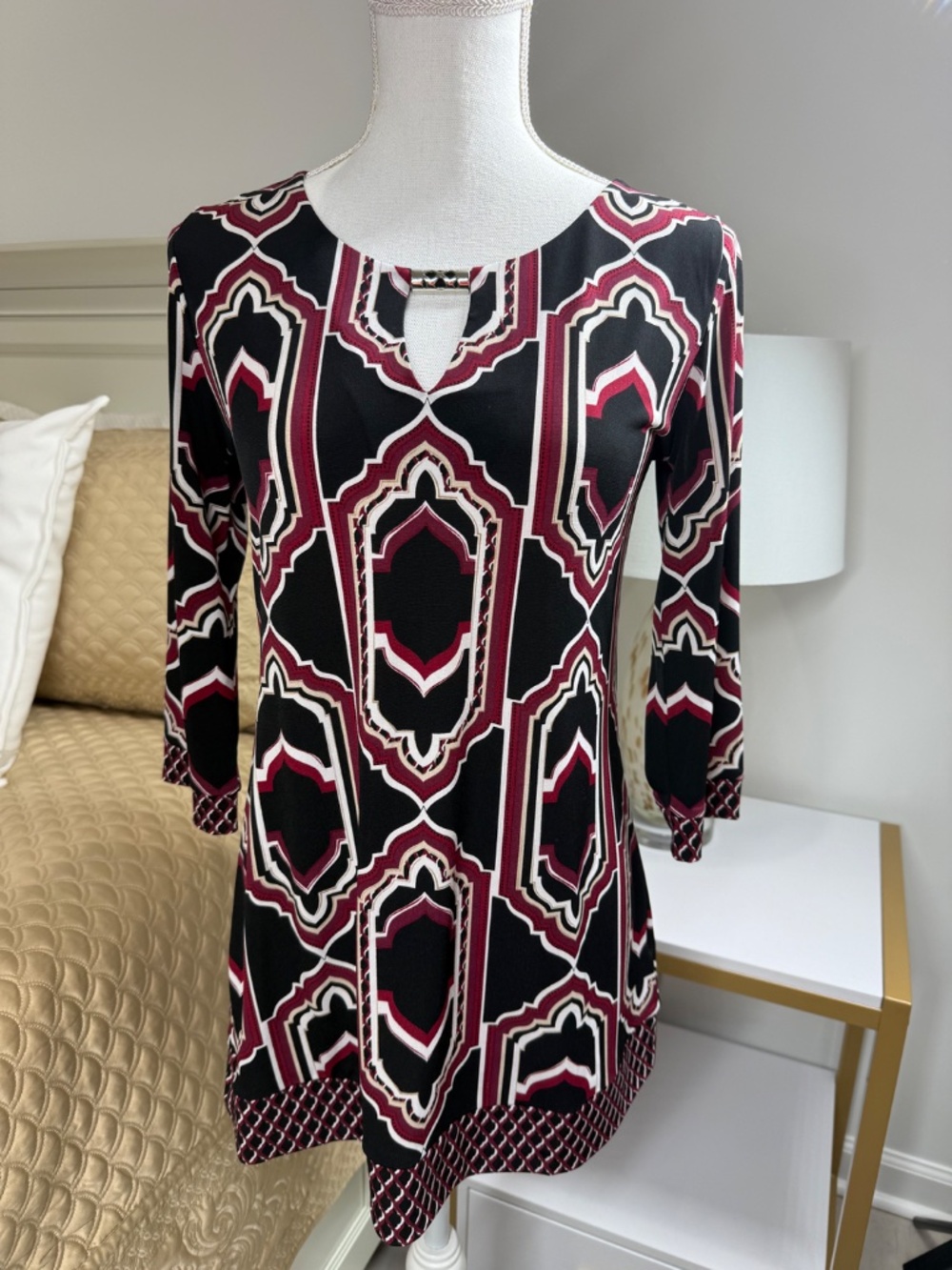 White House Black Market Tunic Top Size Small